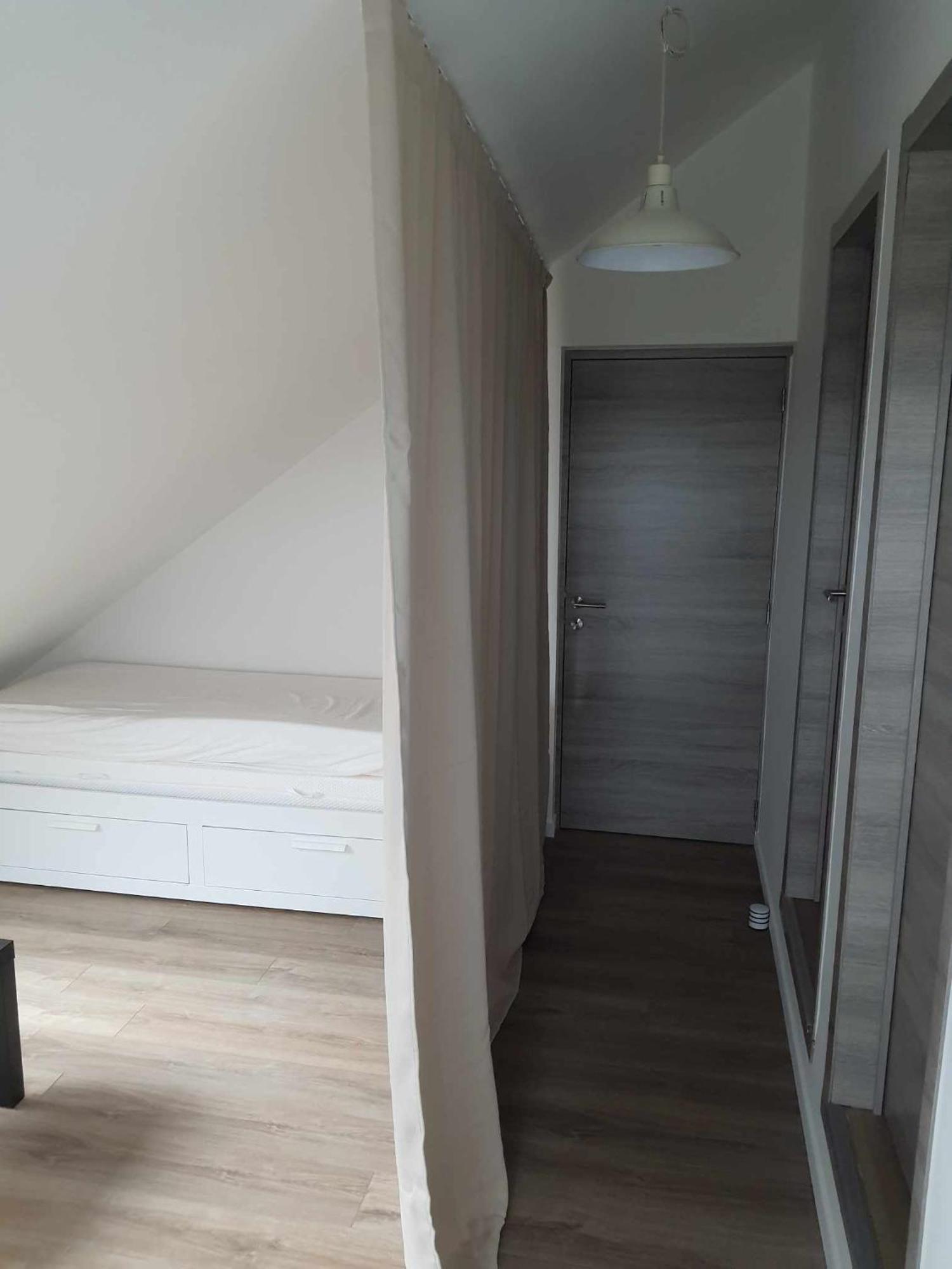 Gite Rural 3 Epis "Aux Pieds Des Ar'Den" - Chambre 1 Isolee Et Chambre 2 Dans Hall De Nuit - 34 Rue Du Chateau A 5564 Wanlin - 4 Adultes Et 2 Enfants Houyet Buitenkant foto
