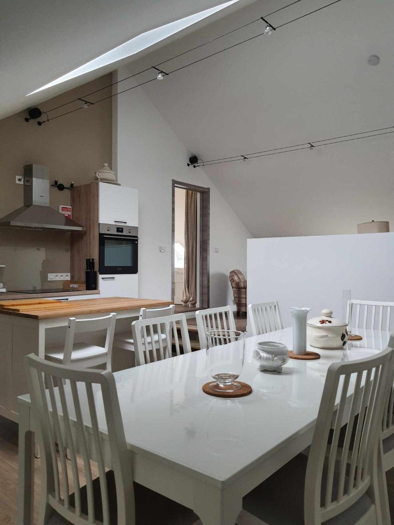 Gite Rural 3 Epis "Aux Pieds Des Ar'Den" - Chambre 1 Isolee Et Chambre 2 Dans Hall De Nuit - 34 Rue Du Chateau A 5564 Wanlin - 4 Adultes Et 2 Enfants Houyet Buitenkant foto
